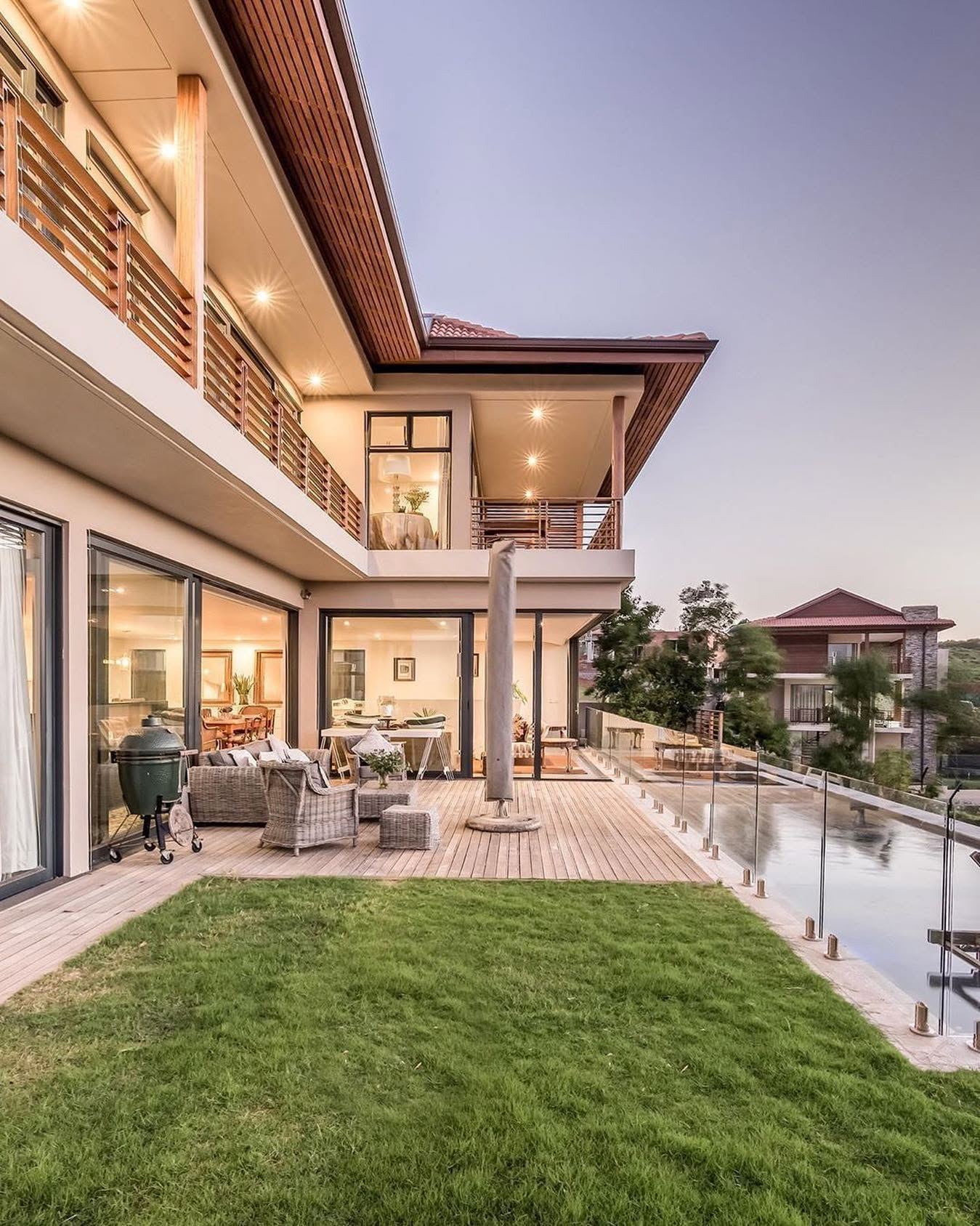 Dusk 1 — Da Rocca Projects