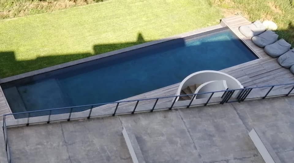 Pool 10 — Da Rocca Projects